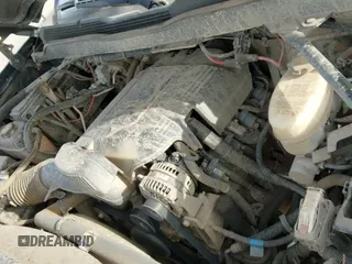 2015 Chevrolet Silverado 2500HD Work Truck с VIN 1GC1KUEG8FF629393, выставлен на аукционе IAAI как лот 42099762 с пробегом 173 053 миль миль и . История ставок и продаж доступна на DreamBid. Изображение 18.