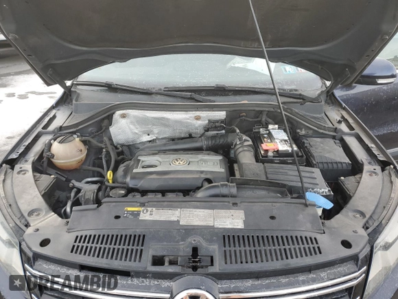 2016 Volkswagen Tiguan R-Line with VIN WVGBV7AX5GW573820, listed as a Copart auction lot 42363515 with 124,283 mi miles and Salvage Title. Bid and sale history available at DreamBid. Image 11.
