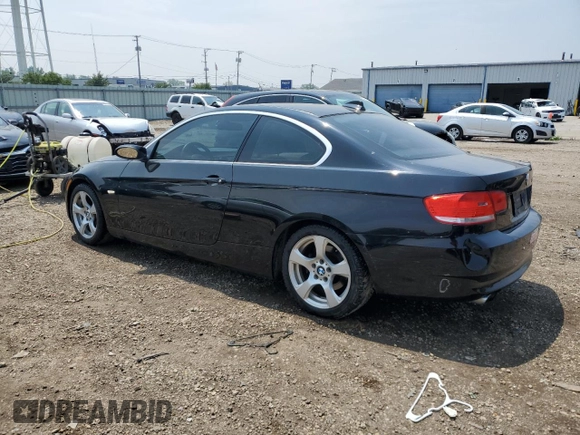 2007 BMW 3 Series 328i z VIN WBAWB33577PV70332, wystawiony jako Copart lot #59119955 z przebiegiem 149 705 mil mil oraz Szkoda całkowita • Salvage title. Historia ofert i sprzedaży dostępna na DreamBid. Obrazek 2.