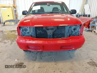2003 GMC Sonoma SLS with VIN 1GTCS14X838120039, listed as a IAAI auction lot 41471166 with 114,099 mi miles. Bid and sale history available at carsss.com. Image 6.