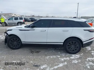2018 Land Rover Range Rover Velar R-Dynamic SE z VIN SALYL2RX6JA715634, wystawiony jako IAAI lot #41263459 z przebiegiem 114 616 mil mil oraz . Historia ofert i sprzedaży dostępna na DreamBid. Obrazek 14.