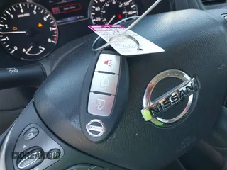 2020 Nissan Pathfinder S with VIN 5N1DR2AN8LC608330, listed as a IAAI auction lot 41637490 with 86,946 mi miles. Bid and sale history available at carsss.com. Image 11.