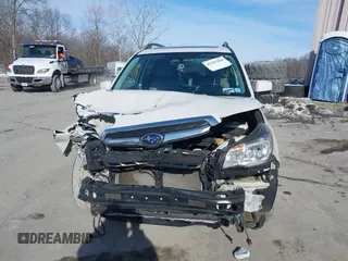 2018 Subaru Forester Limited with VIN JF2SJAJC2JH535484, listed as a IAAI auction lot 41587820 with 91,917 mi miles. Bid and sale history available at carsss.com. Image 13.