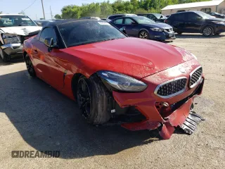 2020 BMW Z4 sDriveM40i with VIN WBAHF9C04LWW48635, listed as a Copart auction lot 56956824 with 8,288 mi miles and Salvage Title. Bid and sale history available at carsss.com. Image 4.