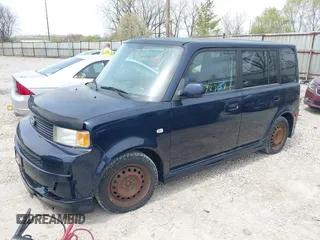 2006 Scion xB with VIN JTLKT324764122488, listed as a IAAI auction lot 42040530 with 196,417 mi miles. Bid and sale history available at carsss.com. Image 2.
