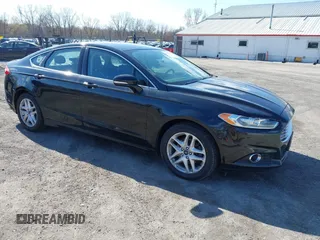 2014 Ford Fusion SE with VIN 1FA6P0HDXE5370384, listed as a IAAI auction lot 41973412 with 147,459 mi miles and . Bid and sale history available at carsss.com. Image 1.