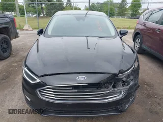 2020 Ford Fusion SEL с VIN 3FA6P0CD2LR145913, выставлен на аукционе IAAI как лот 42310012 с пробегом 121 168 миль миль и . История ставок и продаж доступна на DreamBid. Изображение 12.