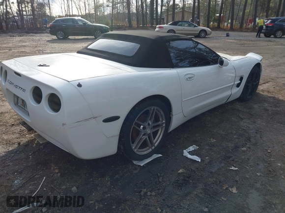 1998 Chevrolet Corvette with VIN 1G1YY32GXW5121890, listed as a IAAI auction lot 41552232 with 67,158 mi miles. Bid and sale history available at carsss.com. Image 4.