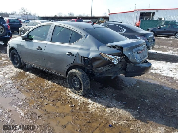 2016 Nissan Versa SV with VIN 3N1CN7AP0GL917913, listed as a IAAI auction lot 41590393 with 116,425 mi miles. Bid and sale history available at carsss.com. Image 3.
