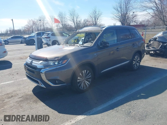 2020 Mitsubishi Outlander GT z VIN JA4JZ4AX4LZ008884, wystawiony jako IAAI lot #41800171 z przebiegiem 59 533 mil mil oraz . Historia ofert i sprzedaży dostępna na DreamBid. Obrazek 17.