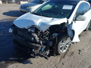 2016 Hyundai Elantra z VIN KMHD35LH7GU317389, wystawiony jako IAAI lot #41640719 z przebiegiem Nie podano mil oraz . Historia ofert i sprzedaży dostępna na DreamBid. Obrazek 6.