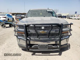 2017 Chevrolet Silverado 1500 LT with VIN 3GCPCREC3HG394713, listed as a Copart auction lot 49697805 with 71,088 mi miles and Salvage Title. Bid and sale history available at carsss.com. Image 5.