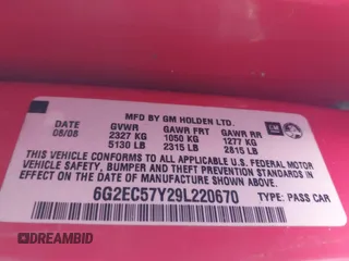 2009 Pontiac G8 GT z VIN 6G2EC57Y29L220670, wystawiony jako IAAI lot #41876624 z przebiegiem 229 258 mil mil oraz . Historia ofert i sprzedaży dostępna na DreamBid. Obrazek 9.