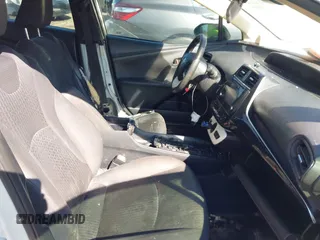 2018 Toyota Prius Two with VIN JTDKBRFU5J3076265, listed as a IAAI auction lot 41646990 with 216,021 mi miles. Bid and sale history available at carsss.com. Image 5.