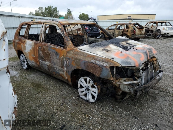 2007 Toyota Highlander w/3rd Row z VIN JTEDW21A870019372, wystawiony jako Copart lot #45184425 z przebiegiem Nie podano mil oraz Nie do naprawy • Non repairable. Historia ofert i sprzedaży dostępna na DreamBid. Obrazek 4.