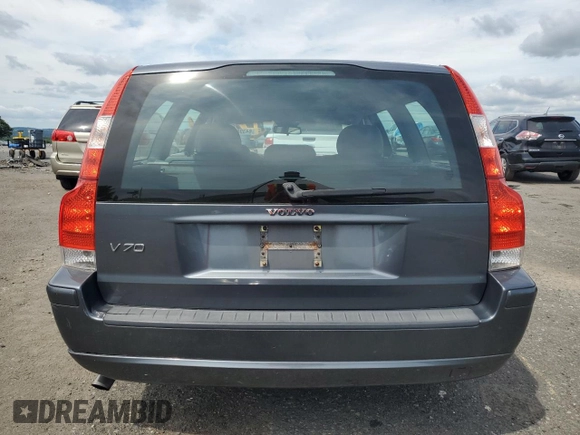 2006 Volvo V70 2.4L with VIN YV1SW612262538703, listed as a Copart auction lot 64398525 with 212,222 mi miles and Salvage title. Bid and sale history available at DreamBid. Image 6.