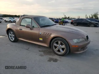 2001 BMW Z3 2.5i with VIN WBACN33441LM02664, listed as a Copart auction lot 76189564 with 90,136 mi miles and Salvage Title. Bid and sale history available at carsss.com. Image 4.