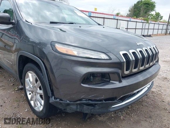2017 Jeep Cherokee Limited z VIN 1C4PJLDB4HW521787, wystawiony jako IAAI lot #42384718 z przebiegiem 96 819 mil mil oraz . Historia ofert i sprzedaży dostępna na DreamBid. Obrazek 6.