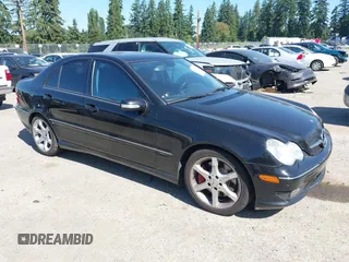 2007 Mercedes-Benz C 230 Sport с VIN WDBRF52H57F865171, выставлен на аукционе IAAI как лот 42735517 с пробегом 147 145 миль миль и . История ставок и продаж доступна на DreamBid. Изображение 1.