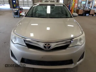2014 Toyota Camry L with VIN 4T4BF1FK6ER397981, listed as a Copart auction lot 49607235 with 134,095 mi miles and Salvage Title. Bid and sale history available at DreamBid. Image 5.