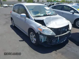 2011 Nissan Versa S с VIN 3N1BC1CP2BL491226, выставлен на аукционе IAAI как лот 42359364 с пробегом 139 029 миль миль и . История ставок и продаж доступна на DreamBid. Изображение 1.