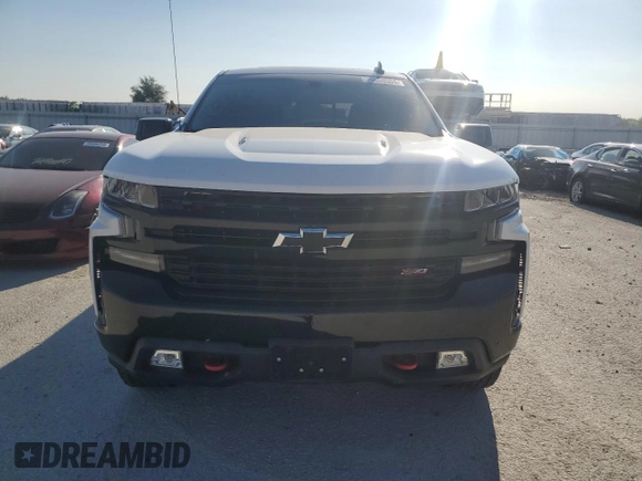 2020 Chevrolet Silverado 1500 LT Trail Boss with VIN 3GCPYFEL1LG401070, listed as a Copart auction lot 70869504 with 80,171 mi miles and Salvage Title. Bid and sale history available at carsss.com. Image 5.
