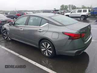 2021 Nissan Altima SV with VIN 1N4BL4DV9MN348908, listed as a IAAI auction lot 42265458 with 44,998 mi miles and . Bid and sale history available at DreamBid. Image 3.