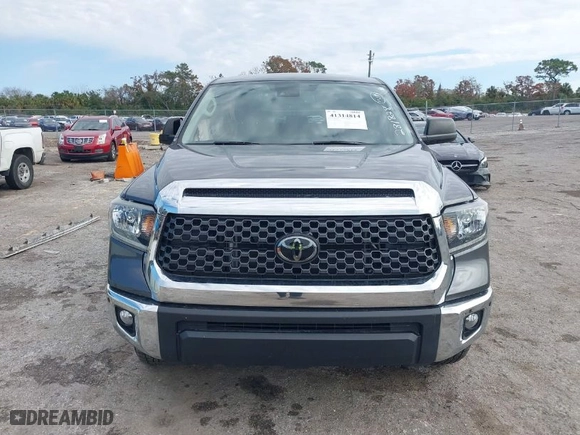 2021 Toyota Tundra 2WD SR5 with VIN 5TFEY5F18MX281828, listed as a IAAI auction lot 41314814 with 48,001 mi miles. Bid and sale history available at carsss.com. Image 12.