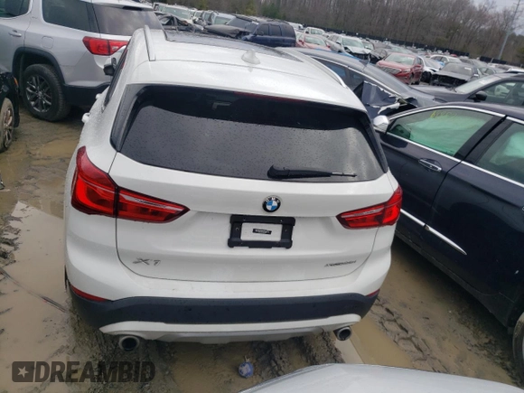 2020 BMW X1 xDrive28i with VIN WBXJG9C0XL5P55506, listed as a Copart auction lot 40137583 with 37,178 mi miles. Bid and sale history available at carsss.com. Image 6.
