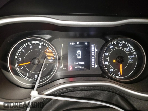 2018 Jeep Cherokee Latitude Plus z VIN 1C4PJMLX0JD582381, wystawiony jako Copart lot #59381715 z przebiegiem 120 004 mil mil oraz Szkoda całkowita • Salvage title. Historia ofert i sprzedaży dostępna na DreamBid. Obrazek 9.
