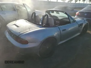 2001 BMW Z3 3.0i with VIN WBACN53401LL47061, listed as a Copart auction lot 77407164 with 0 mi miles and Non Repairable. Bid and sale history available at carsss.com. Image 3.