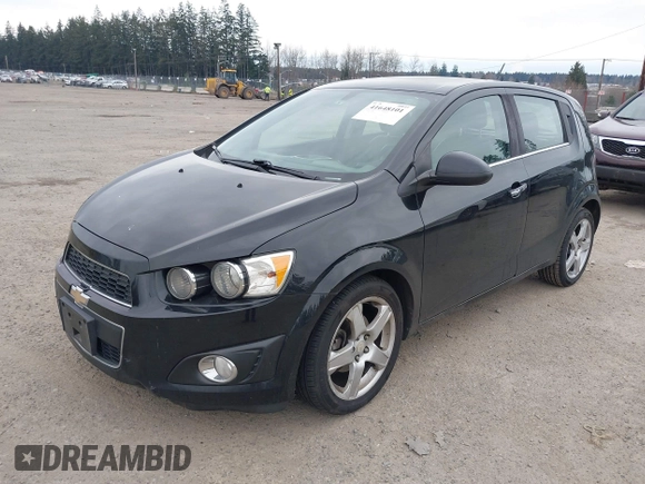 2016 Chevrolet Sonic LTZ z VIN 1G1JE6SB3G4149439, wystawiony jako IAAI lot #41648101 z przebiegiem 114 902 mil mil oraz . Historia ofert i sprzedaży dostępna na DreamBid. Obrazek 2.