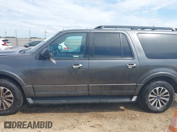 2017 Ford Expedition Max XLT z VIN 1FMJK1HT5HEA35548, wystawiony jako IAAI lot #42435767 z przebiegiem 141 955 mil mil oraz . Historia ofert i sprzedaży dostępna na DreamBid. Obrazek 14.