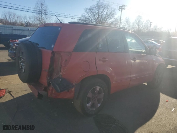 2006 Suzuki Grand Vitara Premium with VIN JS3TE943164102837, listed as a Copart auction lot 83445724 with 205,834 mi miles and Salvage Title. Bid and sale history available at carsss.com. Image 3.