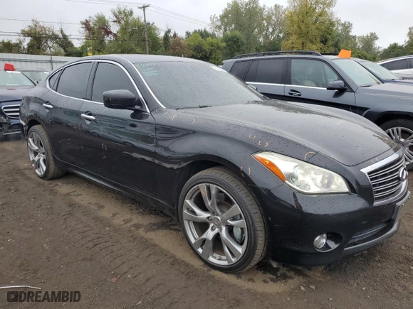 2013 Infiniti M37 with VIN JN1BY1AR7DM600777, listed as a Copart auction lot 73123544 with 82,204 mi miles and Salvage Title. Bid and sale history available at carsss.com. Image 4.