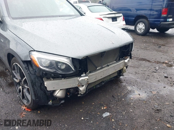 2019 Mercedes-Benz GLC with VIN WDC0J6EB0KF637507, listed as a IAAI auction lot 41762151 with 36,339 mi miles. Bid and sale history available at carsss.com. Image 6.