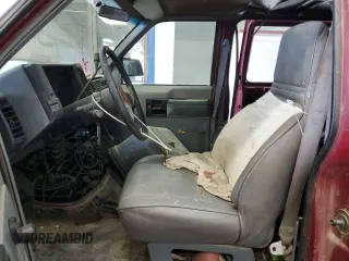 1985 Chevrolet Astro z VIN 1GCDM15N6FB158114, wystawiony jako Copart lot #58625295 z przebiegiem 97 643 mil mil oraz Czysty tytuł • Clean title. Historia ofert i sprzedaży dostępna na DreamBid. Obrazek 7.