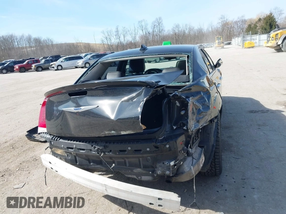 2019 Chrysler 300 Limited with VIN 2C3CCAKGXKH569123, listed as a IAAI auction lot 41786636 with 63,540 mi miles. Bid and sale history available at carsss.com. Image 16.