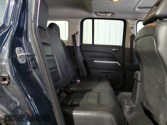 2008 Jeep Patriot Limited with VIN 1J8FT48W48D648696, listed as a Copart auction lot 45197545 with 210,250 mi miles and Salvage Title. Bid and sale history available at DreamBid. Image 11.