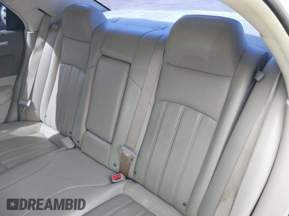 2010 Chrysler 300 C Hemi with VIN 2C3CA6CT8AH292887, listed as a IAAI auction lot 41844352 with 135,860 mi miles and . Bid and sale history available at carsss.com. Image 8.