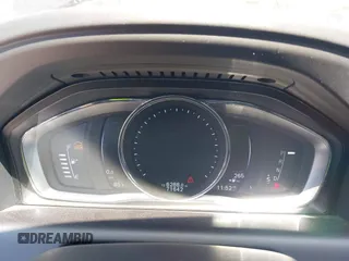 2016 Volvo XC60 T5 Drive-E Premier с VIN YV440MDK3G2899307, выставлен на аукционе IAAI как лот 42003554 с пробегом 71 642 миль миль и . История ставок и продаж доступна на DreamBid. Изображение 7.