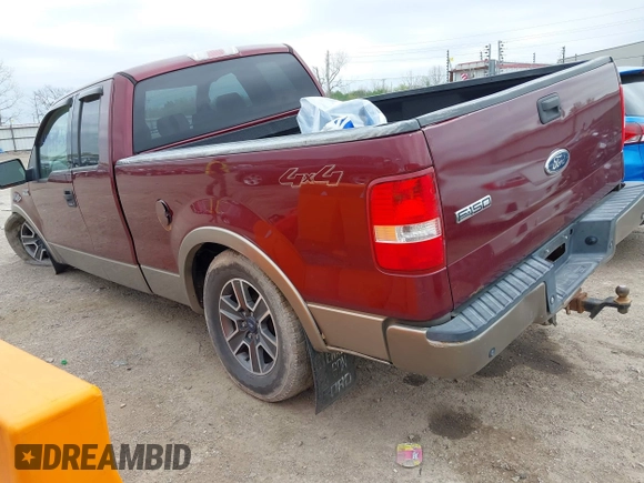 2004 Ford F-150 XLT with VIN 1FTPX14574NB92662, listed as a IAAI auction lot 41924652 with 141,694 mi miles and . Bid and sale history available at carsss.com. Image 3.