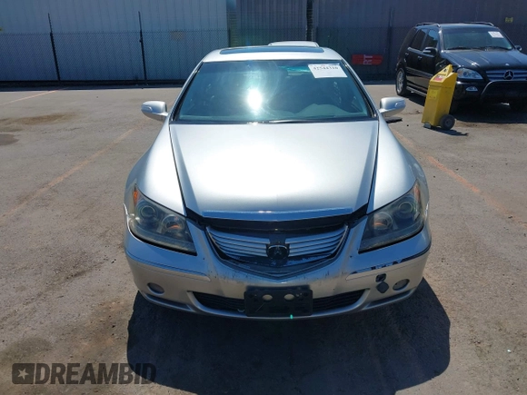 2006 Acura RL with VIN JH4KB16556C007009, listed as a IAAI auction lot 42544310 with 232,005 mi miles and . Bid and sale history available at DreamBid. Image 12.