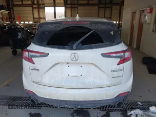 2019 Acura RDX w/A-Spec Pkg with VIN 5J8TC2H64KL800117, listed as a IAAI auction lot 41555780 with 88,183 mi miles. Bid and sale history available at carsss.com. Image 17.