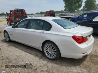 2009 BMW 7 Series 750Li with VIN WBAKB83599CY58147, listed as a Copart auction lot 59238475 with 124,336 mi miles and Salvage title. Bid and sale history available at DreamBid. Image 2.