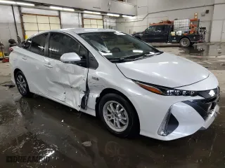 2021 Toyota Prius Prime LE with VIN JTDKAMFP3M3172268, listed as a Copart auction lot 46338295 with 24,100 mi miles and Salvage Title. Bid and sale history available at carsss.com. Image 4.