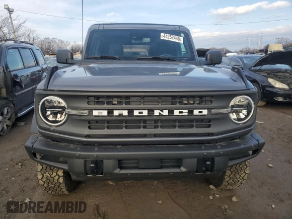2021 Ford Bronco with VIN 1FMEE5BP4MLB07924, listed as a Copart auction lot 44252445 with 9,645 mi miles and Salvage title. Bid and sale history available at DreamBid. Image 5.
