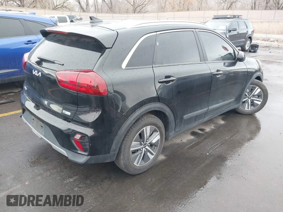 2022 Kia Niro LXS with VIN KNDCB3LC8N5549678, listed as a IAAI auction lot 41528469 with 46,989 mi miles. Bid and sale history available at carsss.com. Image 4.