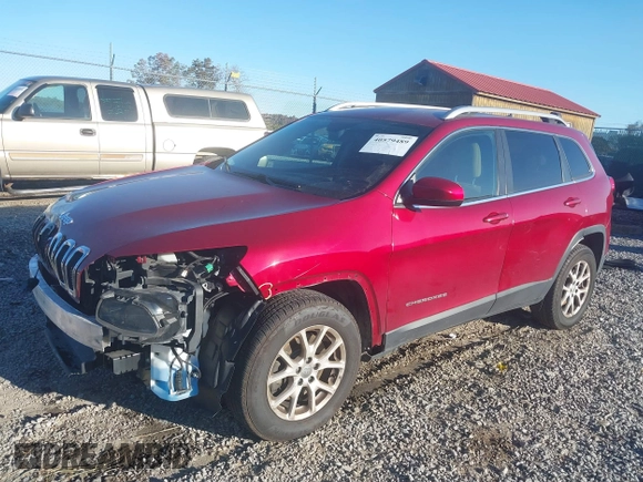 2016 Jeep Cherokee Latitude with VIN 1C4PJMCB2GW153972, listed as a IAAI auction lot 40579489 with 130,176 mi miles. Bid and sale history available at carsss.com. Image 18.