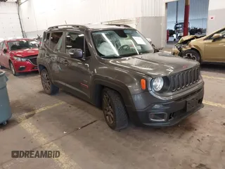 2016 Jeep Renegade Latitude z VIN ZACCJABT4GPE31307, wystawiony jako IAAI lot #41948664 z przebiegiem 51 730 mil mil oraz . Historia ofert i sprzedaży dostępna na DreamBid. Obrazek 1.